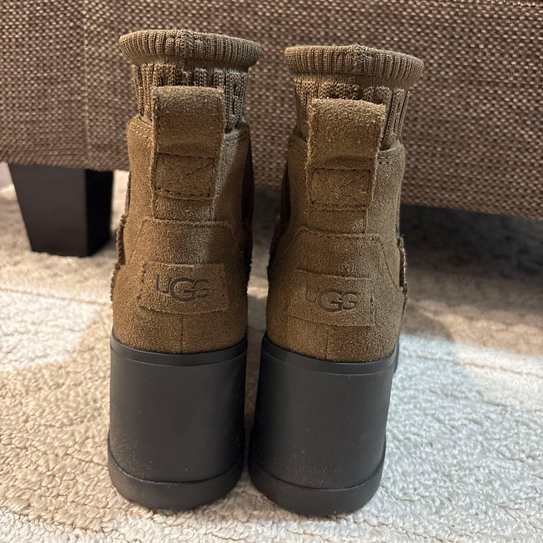 靴 UGG MOXY CHELSEA 22cm
