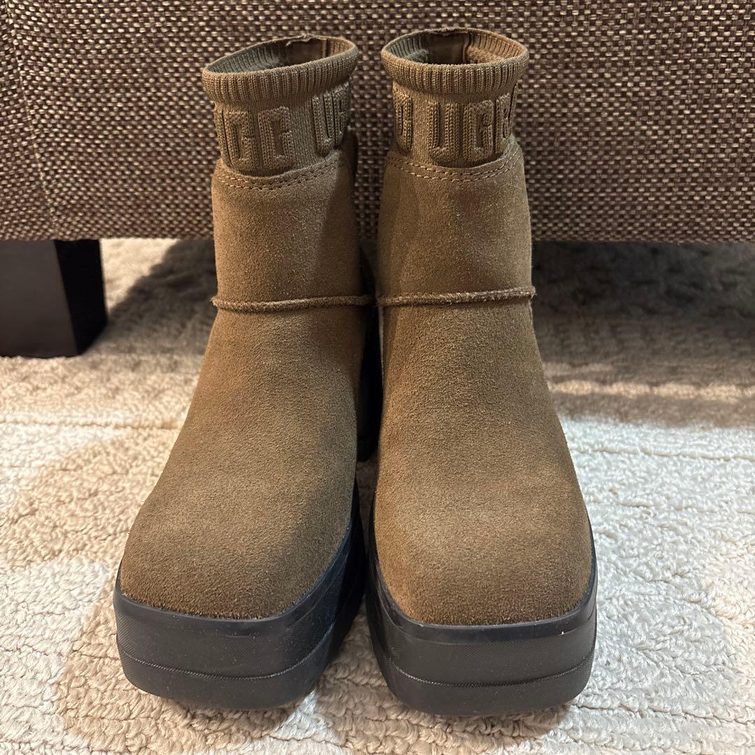 靴 UGG MOXY CHELSEA 22cm