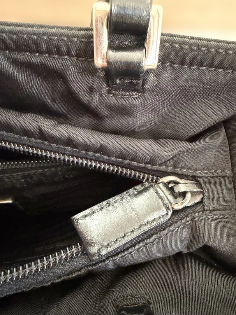 ✨美品✨PRADA ブラック ナイロントートバッグ