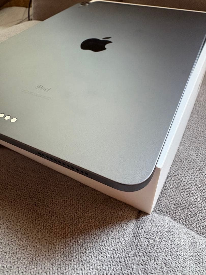 【美品】 iPad Air 第4世代 64GB Wi-Fiモデル スペースグレー