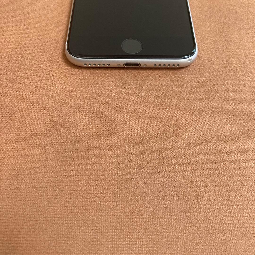 316【早い者勝ち】iPhoneSE2 第2世代 64GB SIMフリー☆