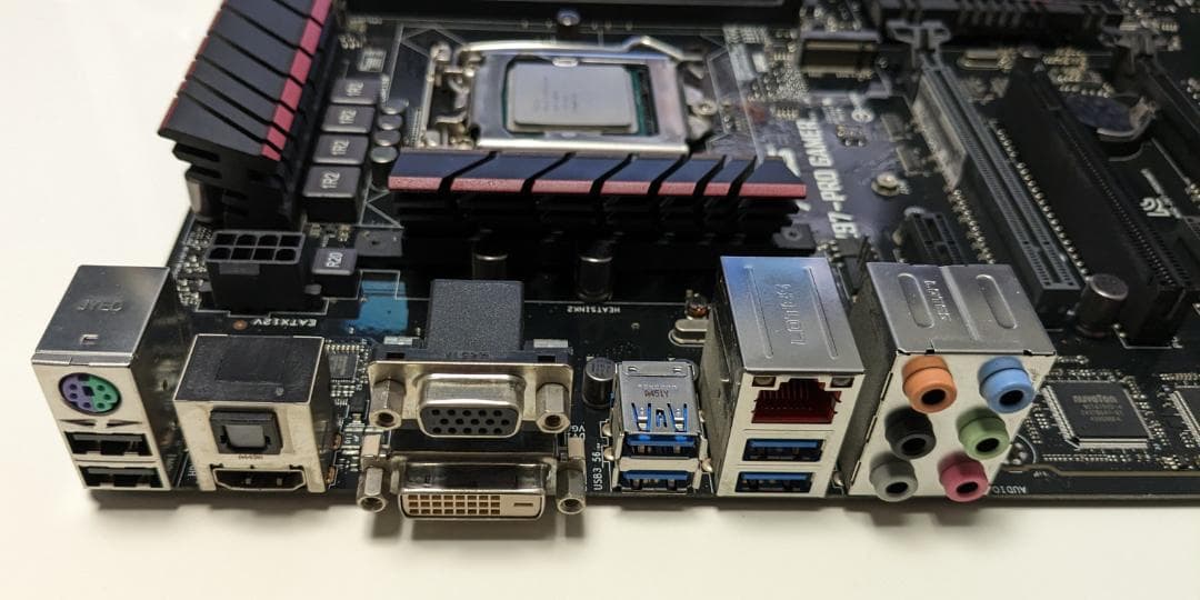 ASUS Z97-PRO GAMERマザーボード,i3-4160,24GBセット