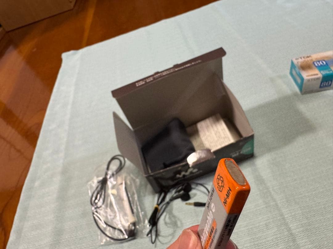 MD WALKMAN MZ-E520(欠品有) & MDディスク5枚 動作未確認