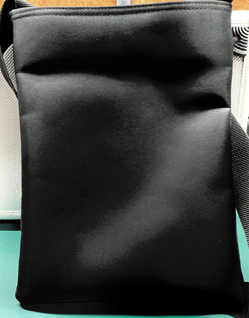 PRADA テスート ショルダーバッグ 正規品