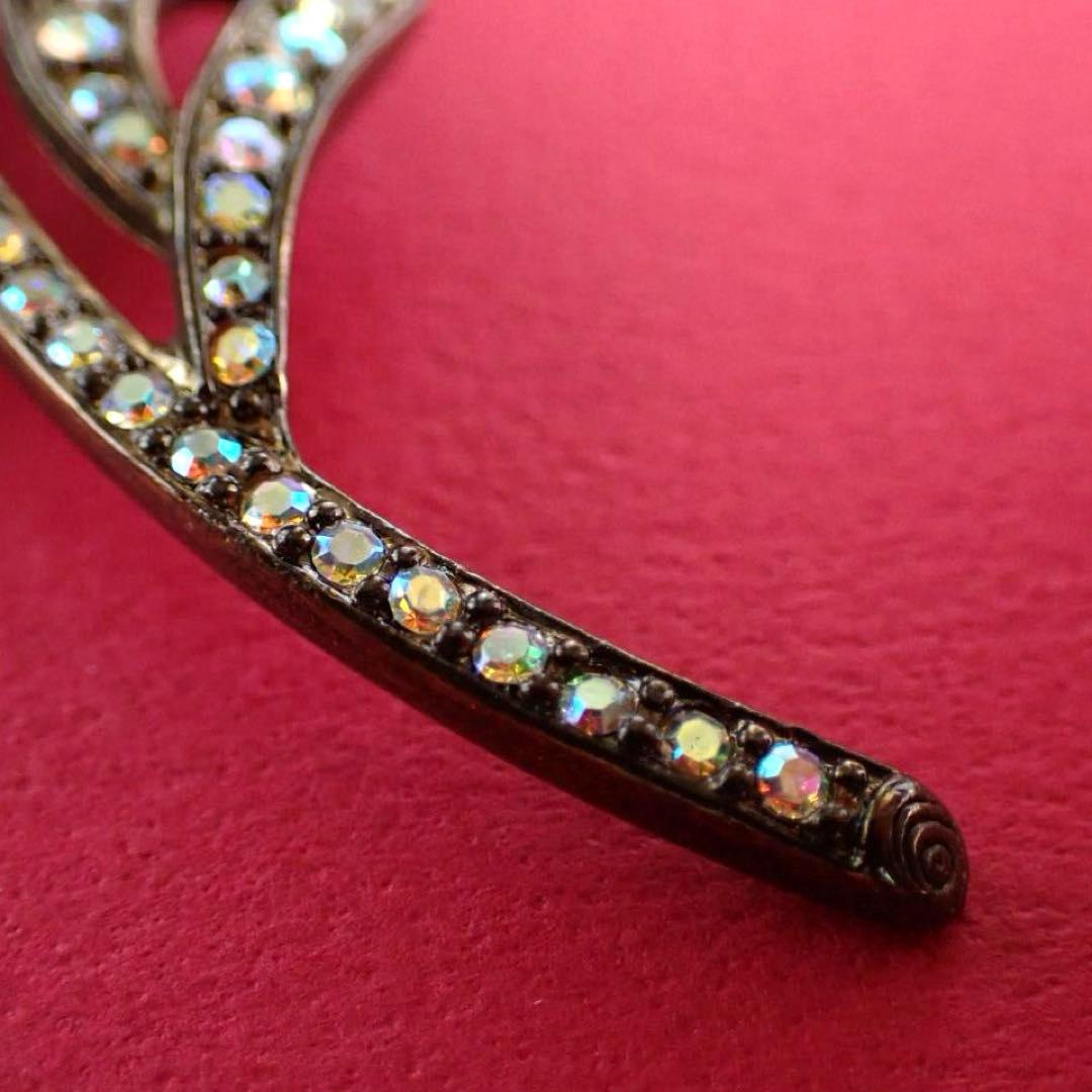 バトラーアンドウィルソン BUTLER&WILSON ブローチ オーロラストーン