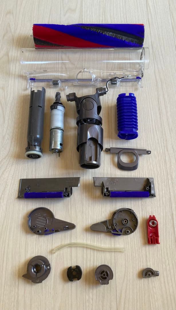 ダイソン掃除機　 Digital Slim SV18 分解洗浄　メンテナンス済み