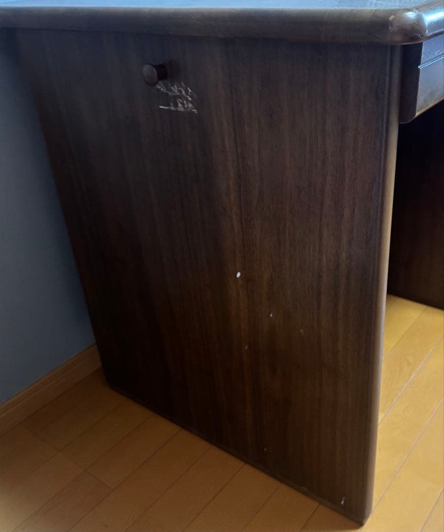 カリモク　学習机　鍵付き引出し