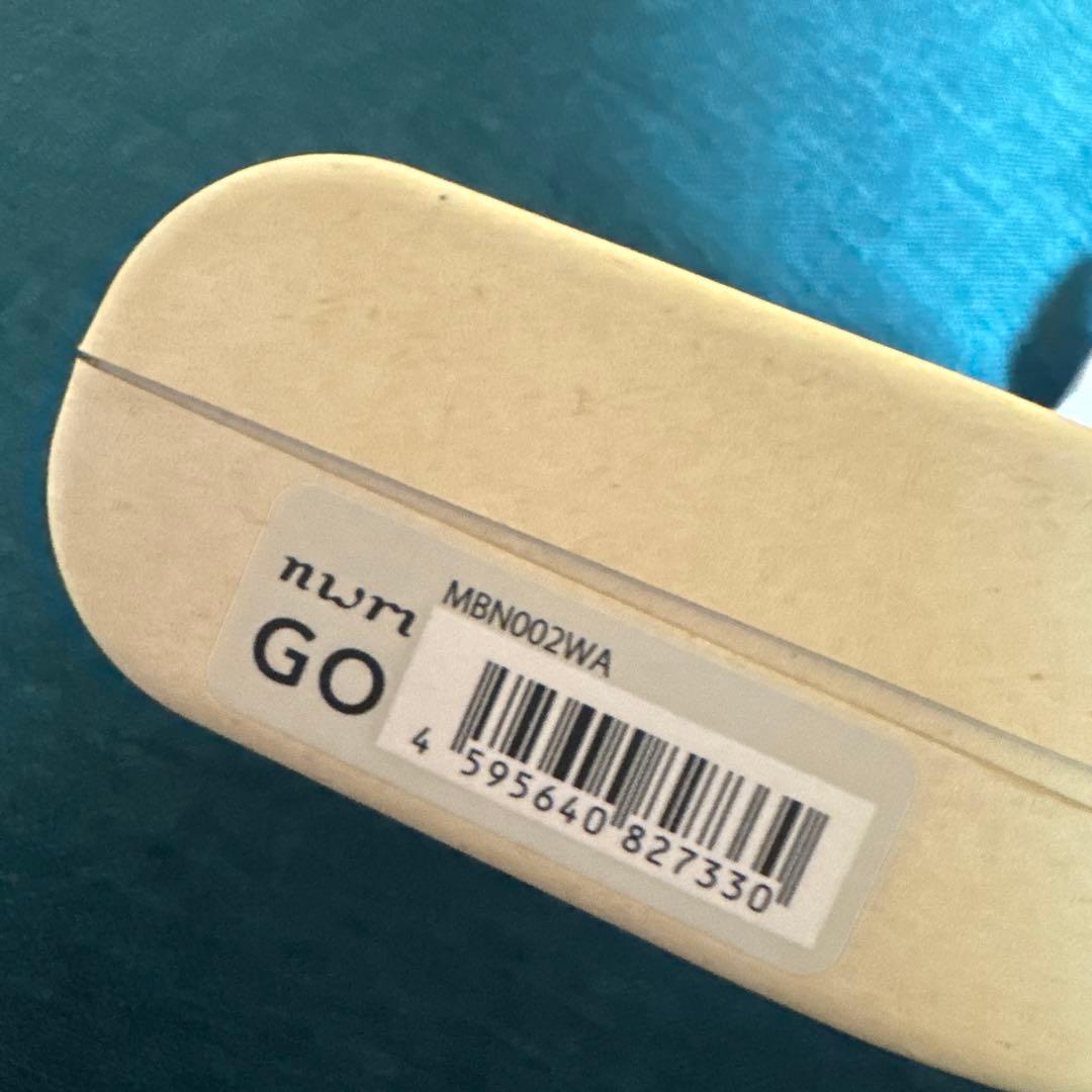 nwm GO オンイヤースピーカー MBN002 ホワイト　保証期間内