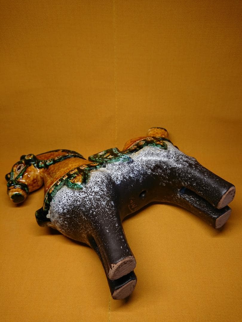 【美品】ウマ　馬　陶器　イタリア　置物　インテリア　工芸品　美術品　A3393