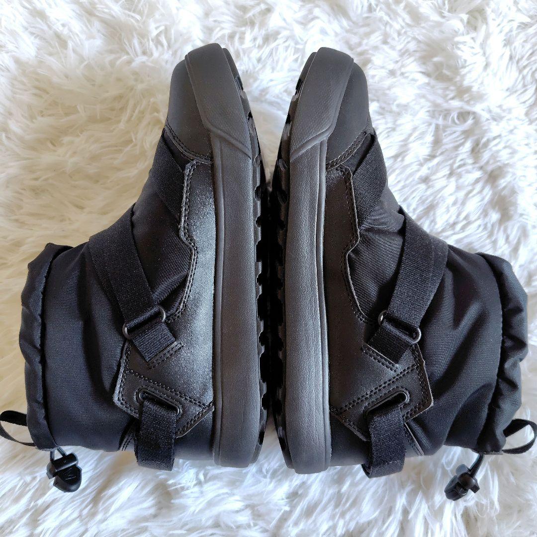 KEEN 防水スリップオン フッドゼラ ウォータープルーフ ウィンターブーツ