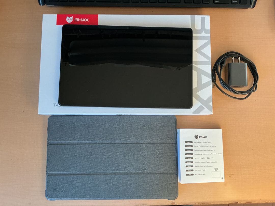 BMAX I11power タブレット 本体 充電器・カバー付き(中古)