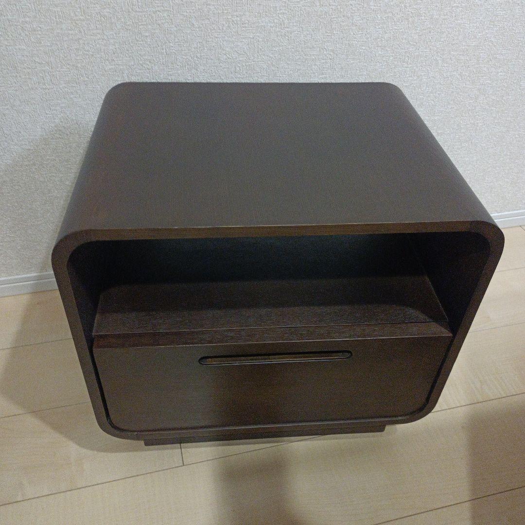 IDC大塚家具　ナイトサイドテーブル「インセンス2」ブラウン