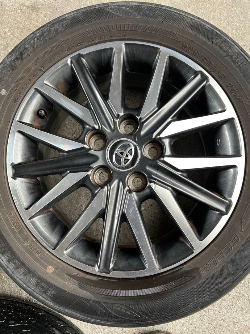 送料込み　80ノア、ヴォクシー、エスクアィア　トヨタ　純正16インチ ホイール