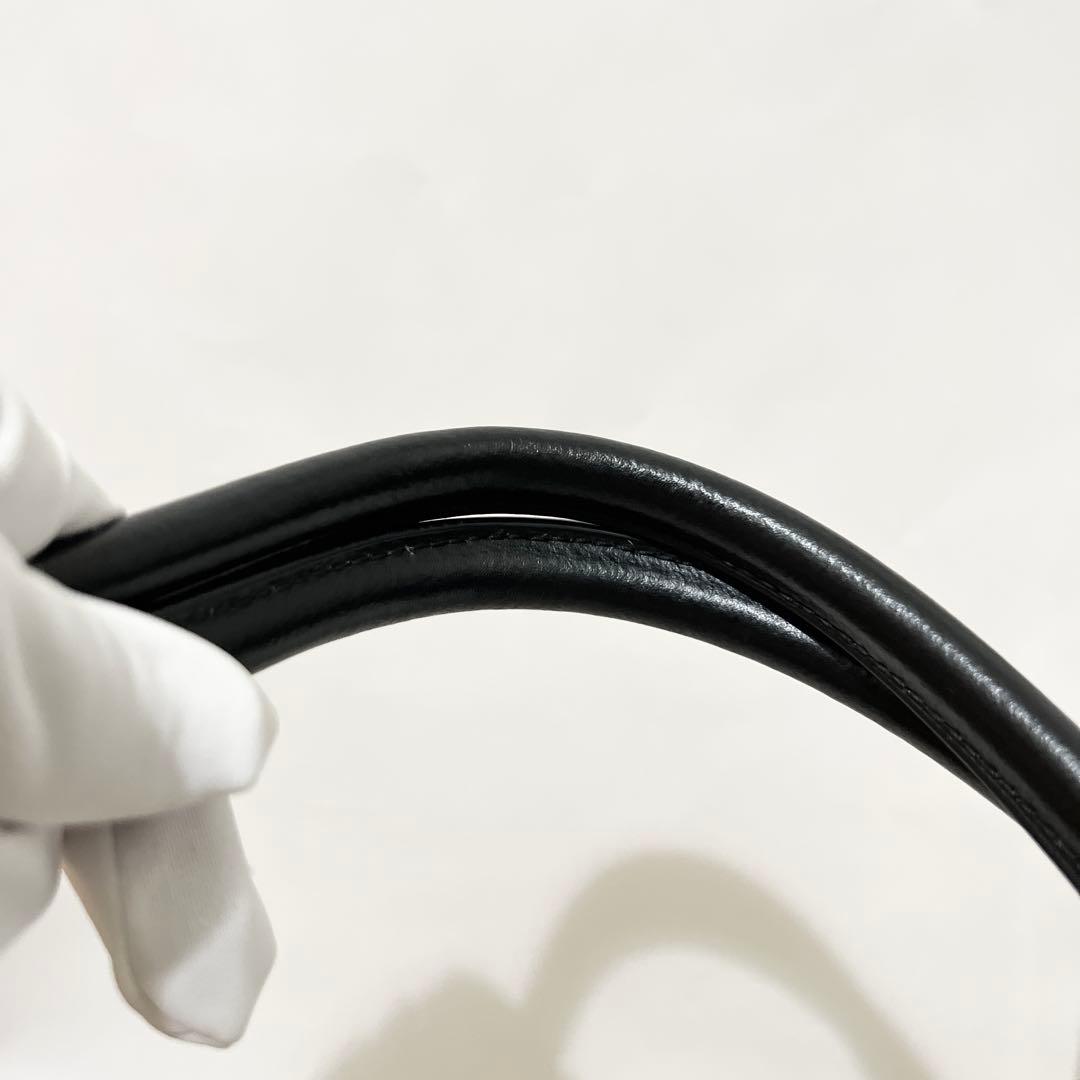 【美品】FURLA かごバッグ ベージュ×ブラック 黒 スタッズ トート 本革