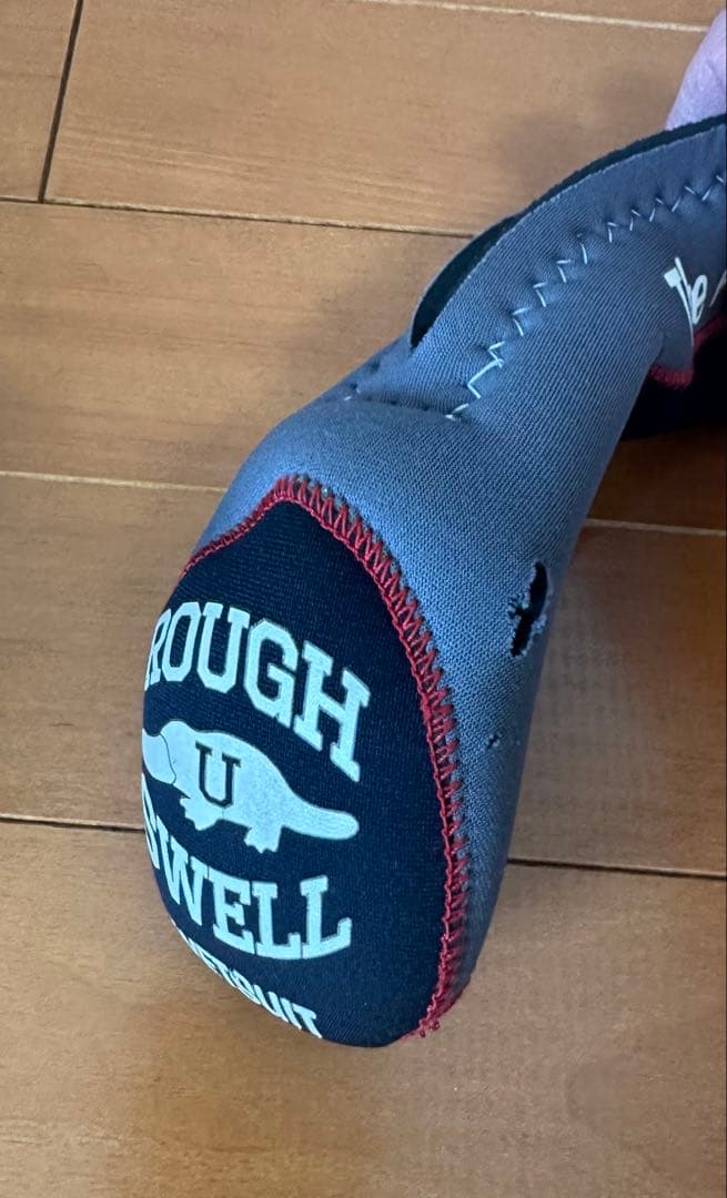 ROUGH & SWELL ヘッドカバー