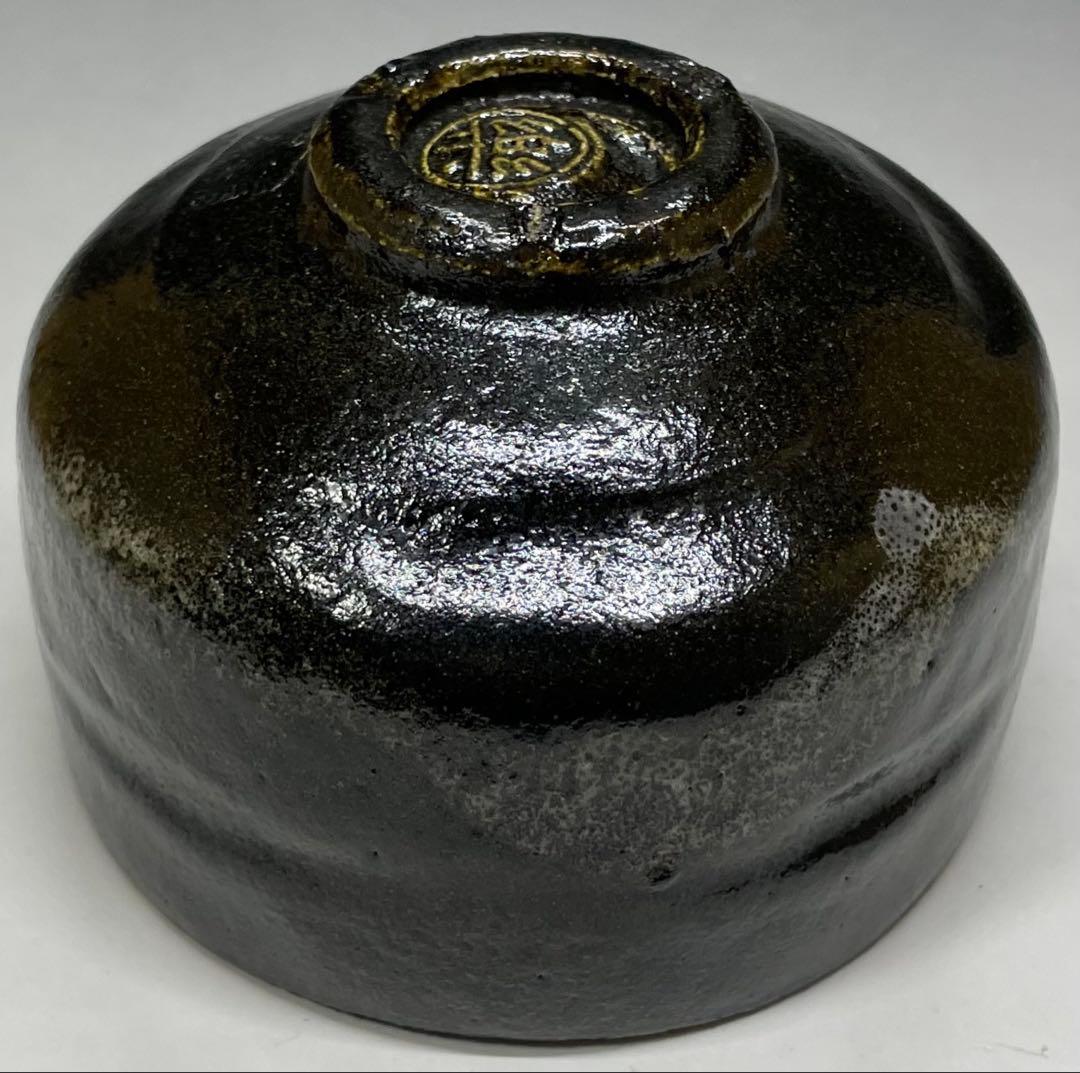 五代　楽吉左衛門　宗入　黒茶碗　共箱(四方桟盛蓋) 　仕覆　共布　e432a