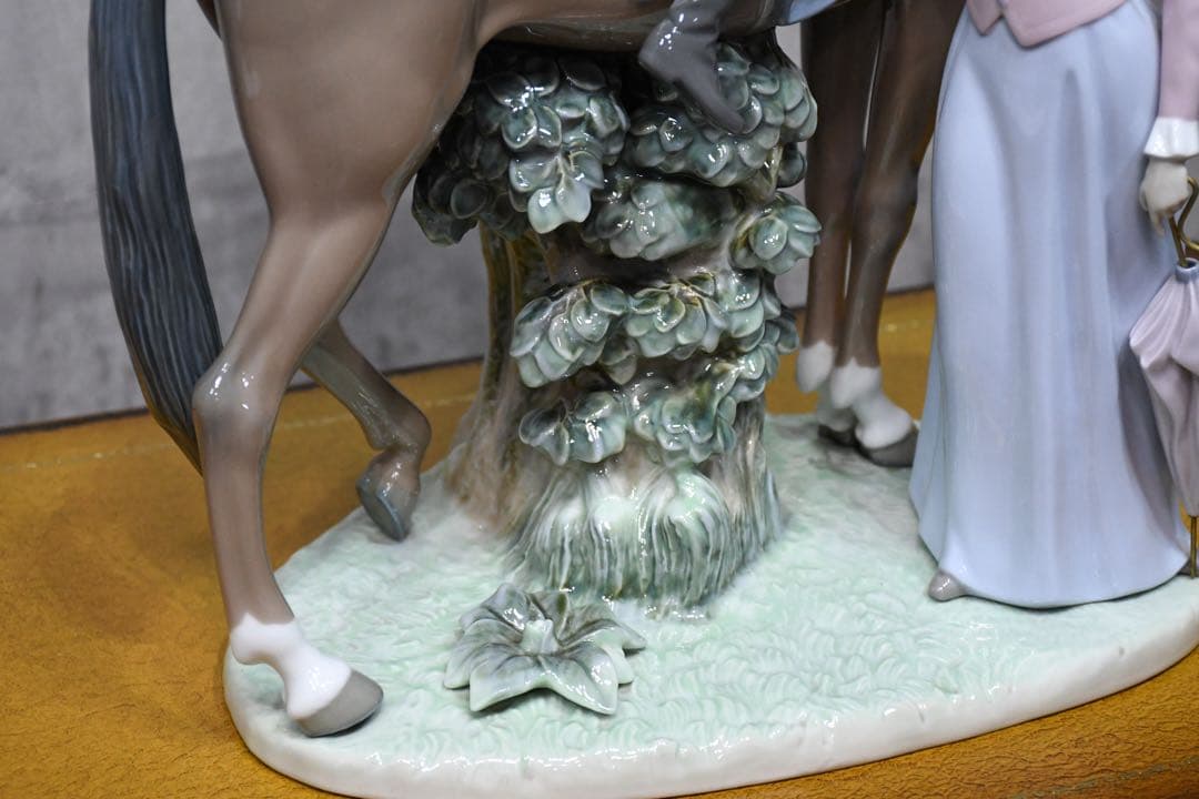 EEK133 美品 LLADRO リヤドロ No.5036 乗馬クラブの恋人たち