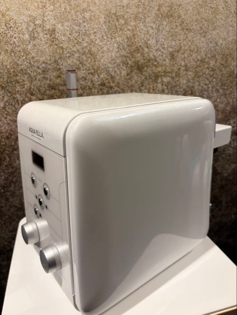 AQUA ELLA ハイドロフェイシャル　美容液ピーリング