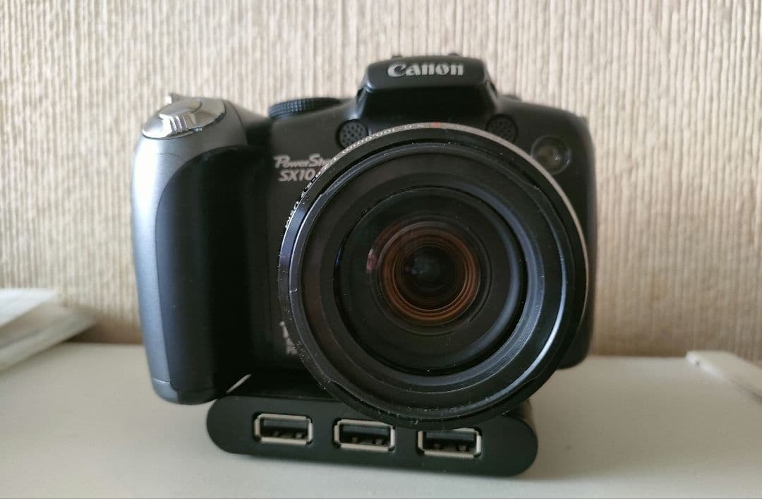 Canon PowerShot SX10 IS 本体