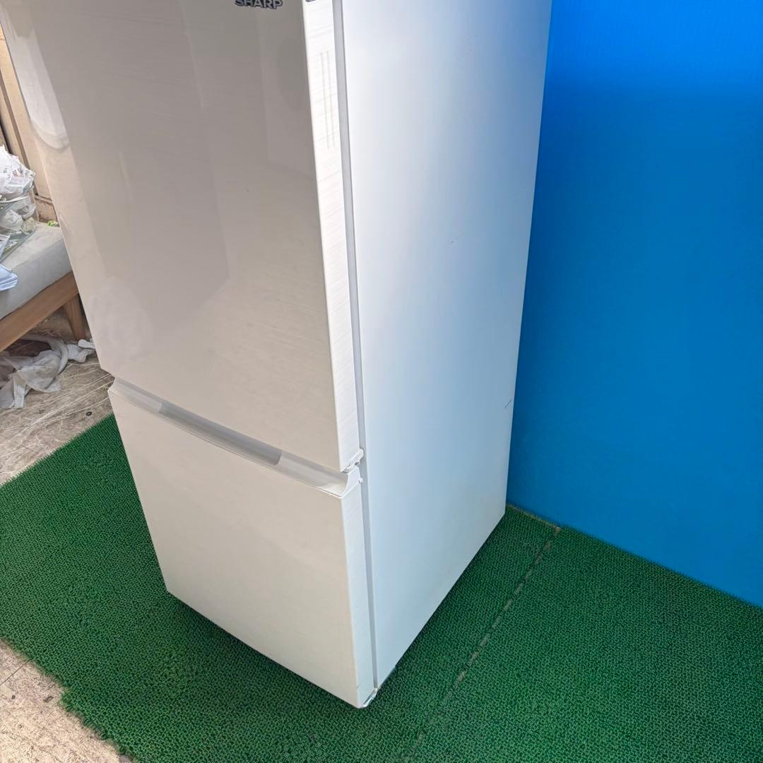 760 SHARP 大人気　付け替えどっちもドア　冷蔵庫　152L 一人暮らし