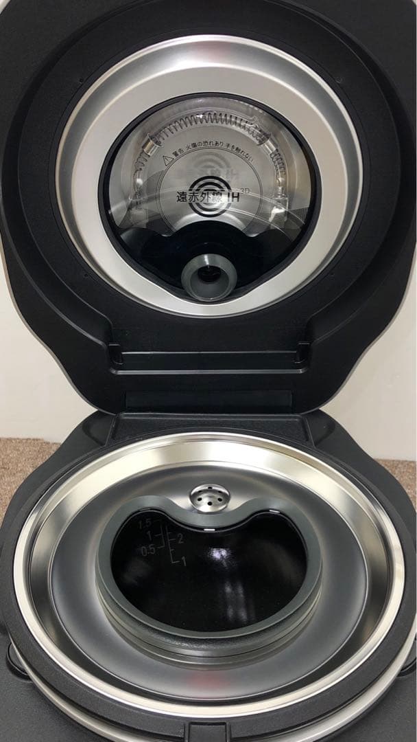 【美品】　T-fal　ザ・ライス　遠赤外線　3DIH　炊飯器　RK890EJP