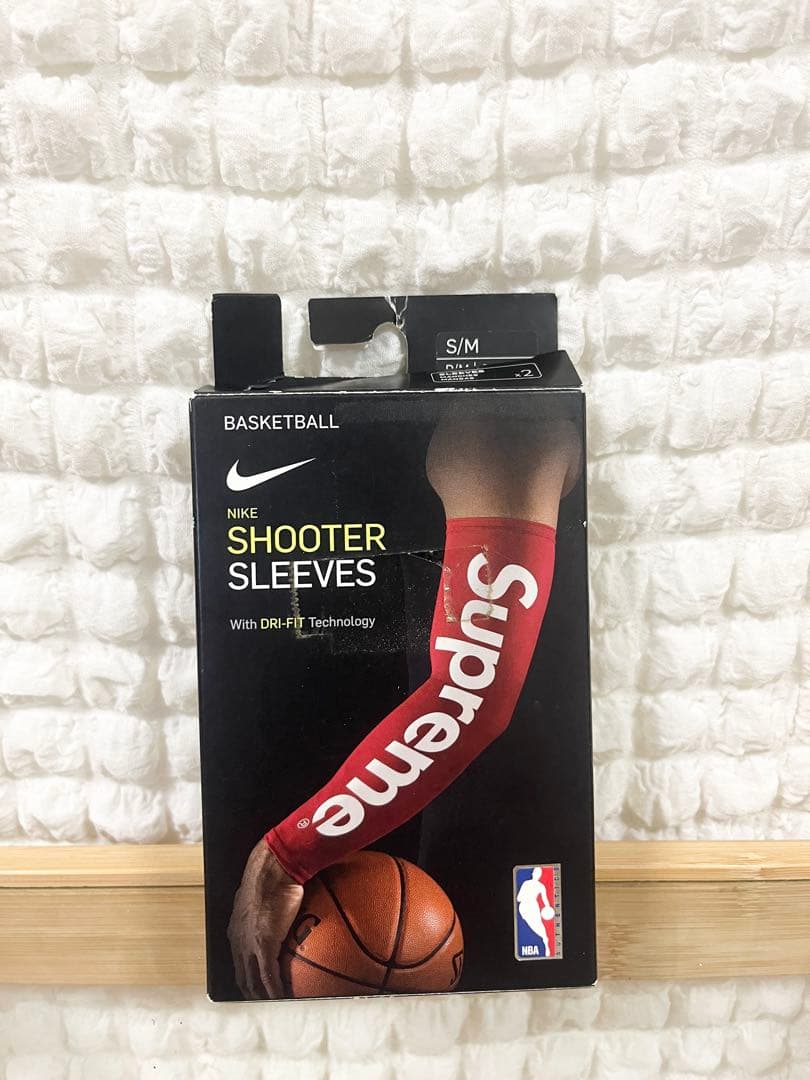 【有名人着用‼️】Supreme NIKE NBA Shooting Sleeve