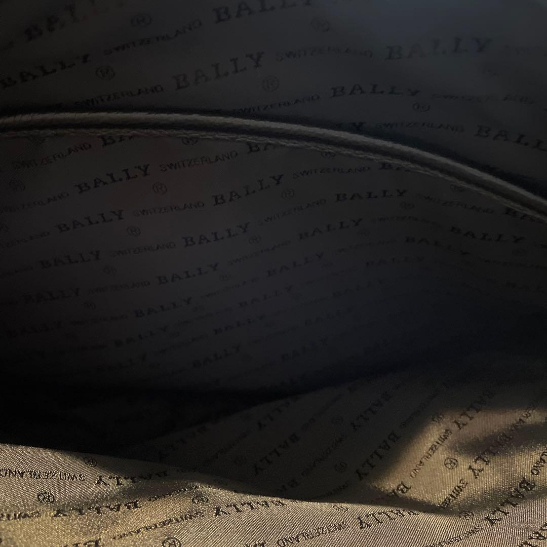 BALLY ビジネスバッグ ブラック レザー