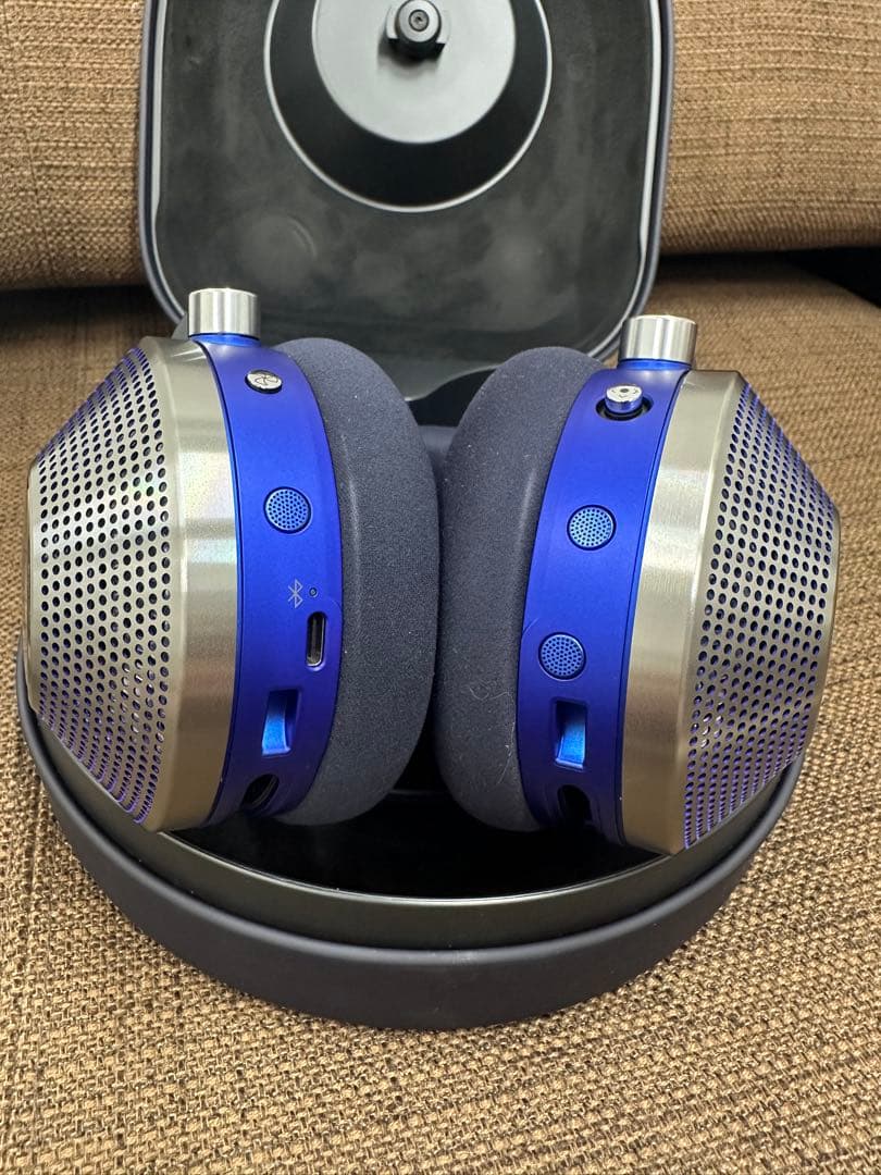 ①【極美品】DYSON ダイソン Dyson Zone WP01ヘッドフォン