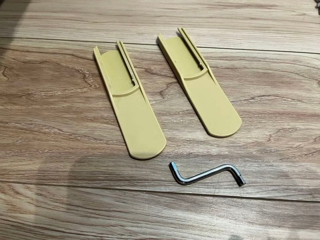 ストッケ トリップトラップ ウィートイエロー 転倒防止付 廃盤色 希少