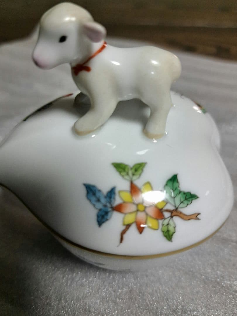 (お値下)　新品　Herend 陶磁器 　ひつじ 　ヴィクトリア　ボンボニエール