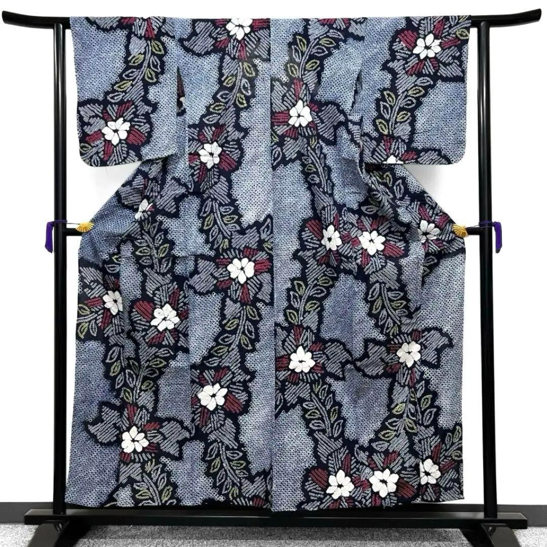 浴衣　有松鳴海絞り　花模様　リーフ　ネイビー系　着物　054w d