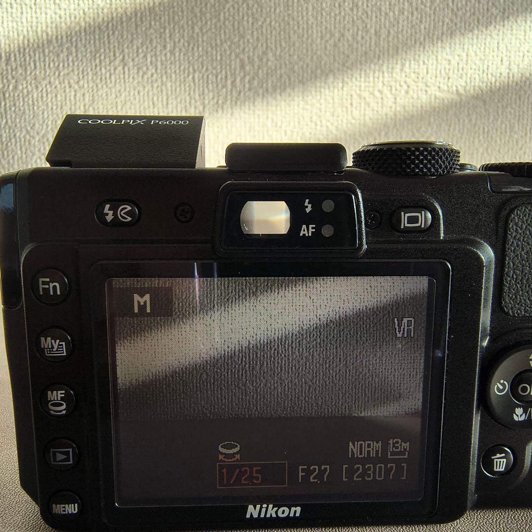 【極美品】Nikon デジタルカメラCOOLPIX P6000