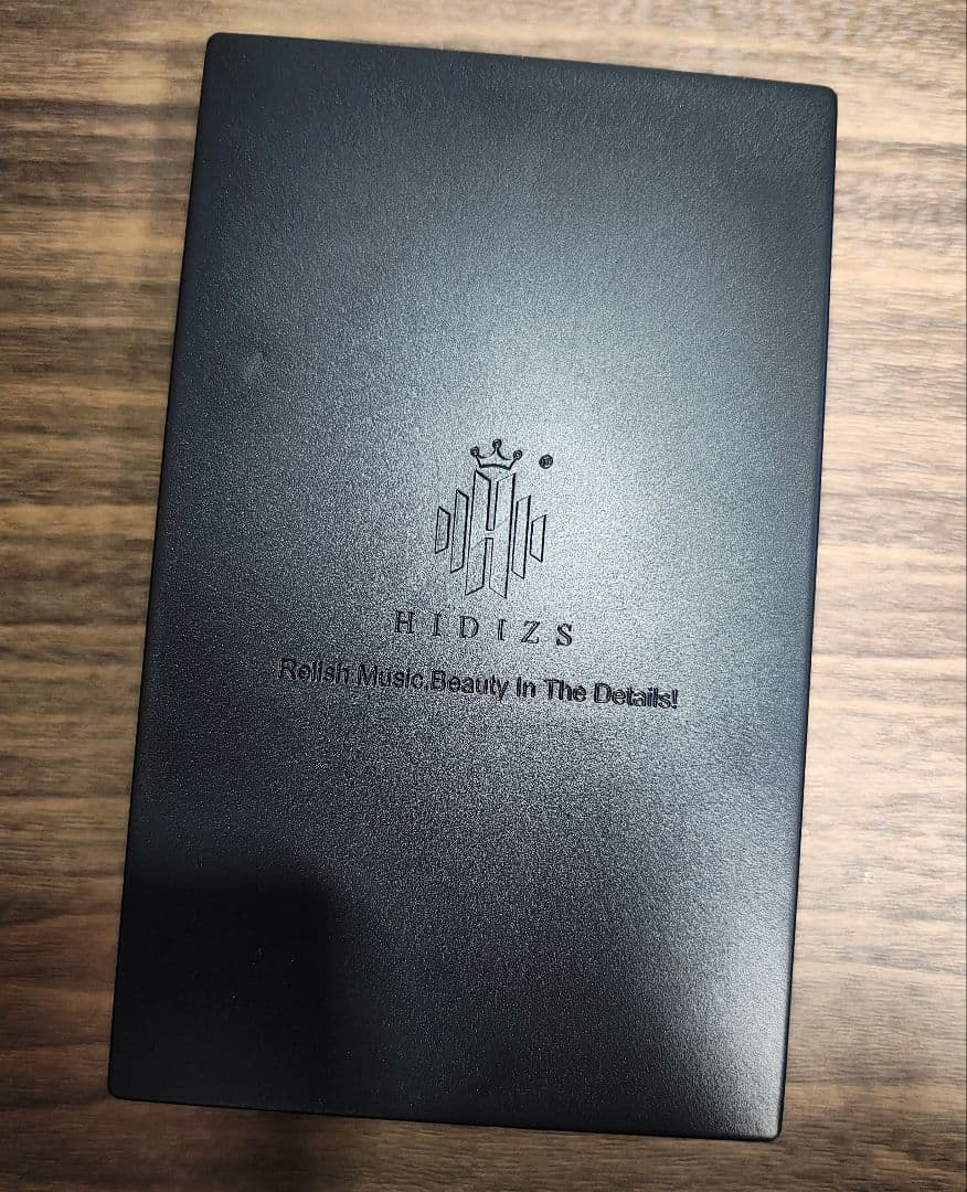 《美品》Hidizs MP145 4.4mm 平面駆動ドライバーイヤホン《完品》