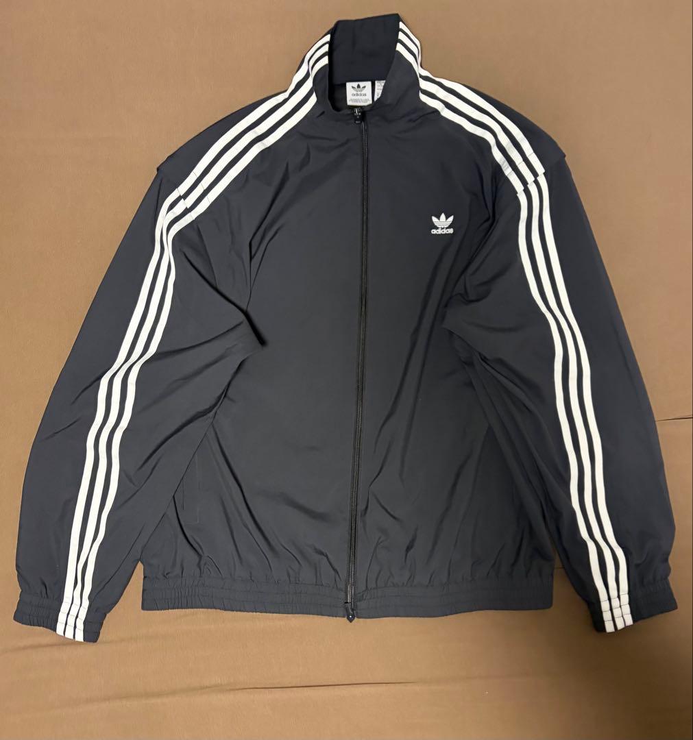 adidas adilenium シーズン2　上下ジャージパンツセットアップ