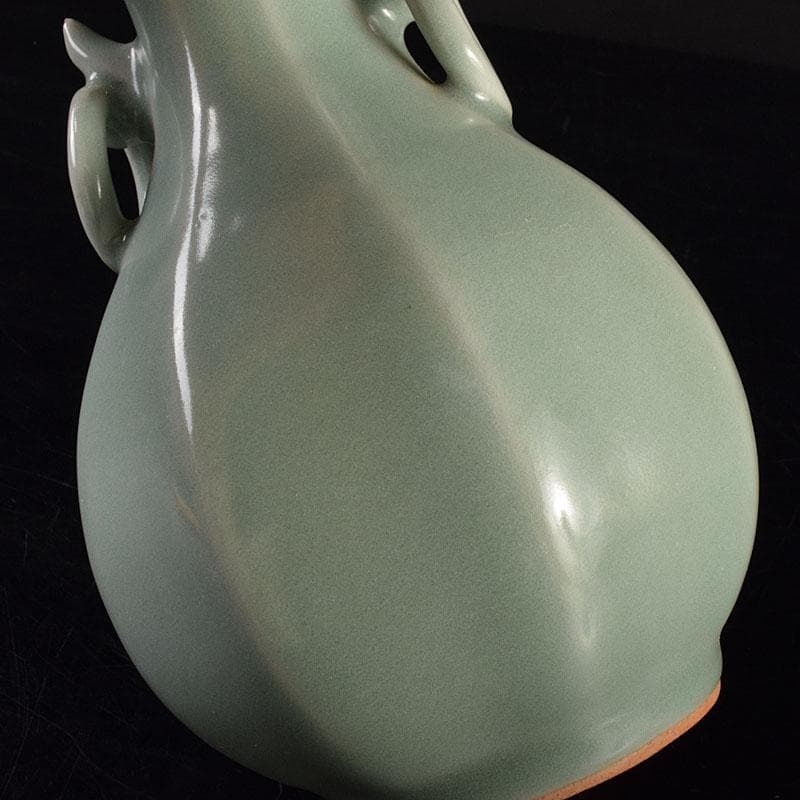 中国　龍泉窯　粉青釉　桔梗口双耳瓶　花入　C　6908