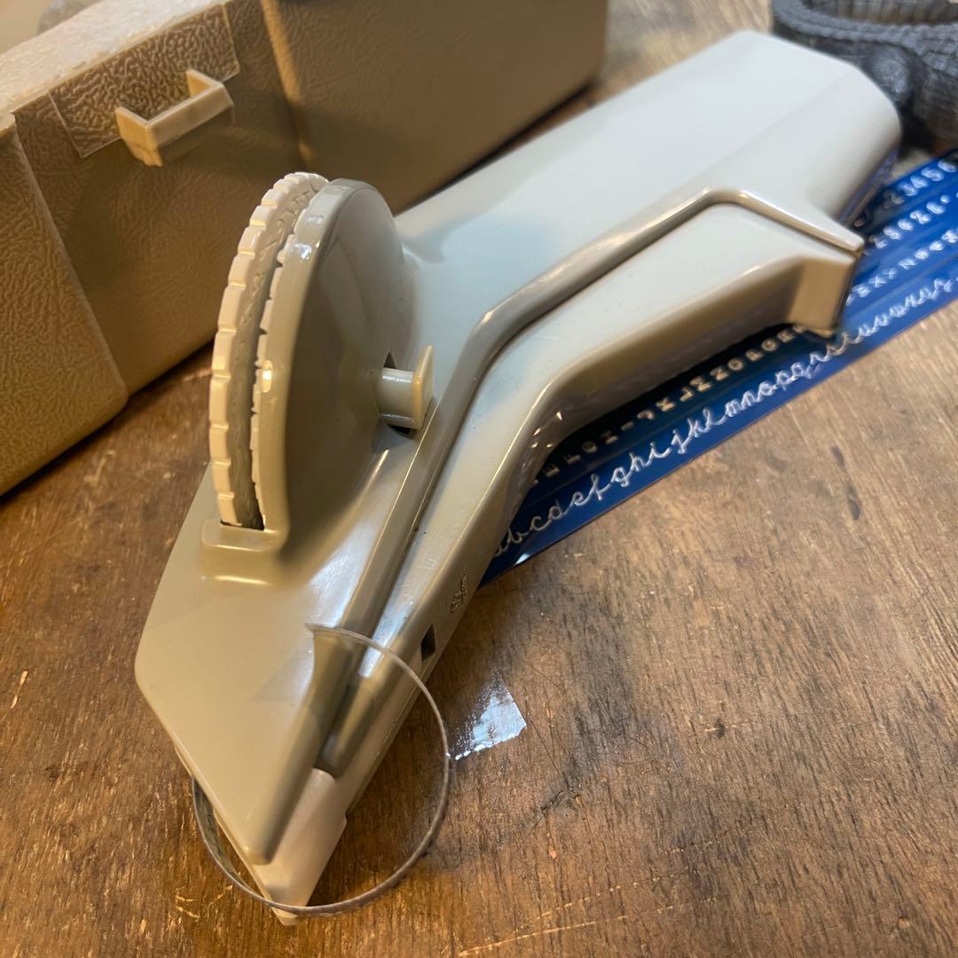 ■製品保証■ 【繋がる筆記体・文字盤4個】ダイモ 1610 DYMO 173-9