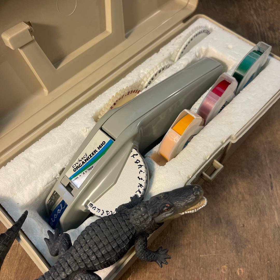 ■製品保証■ 【繋がる筆記体・文字盤4個】ダイモ 1610 DYMO 173-9