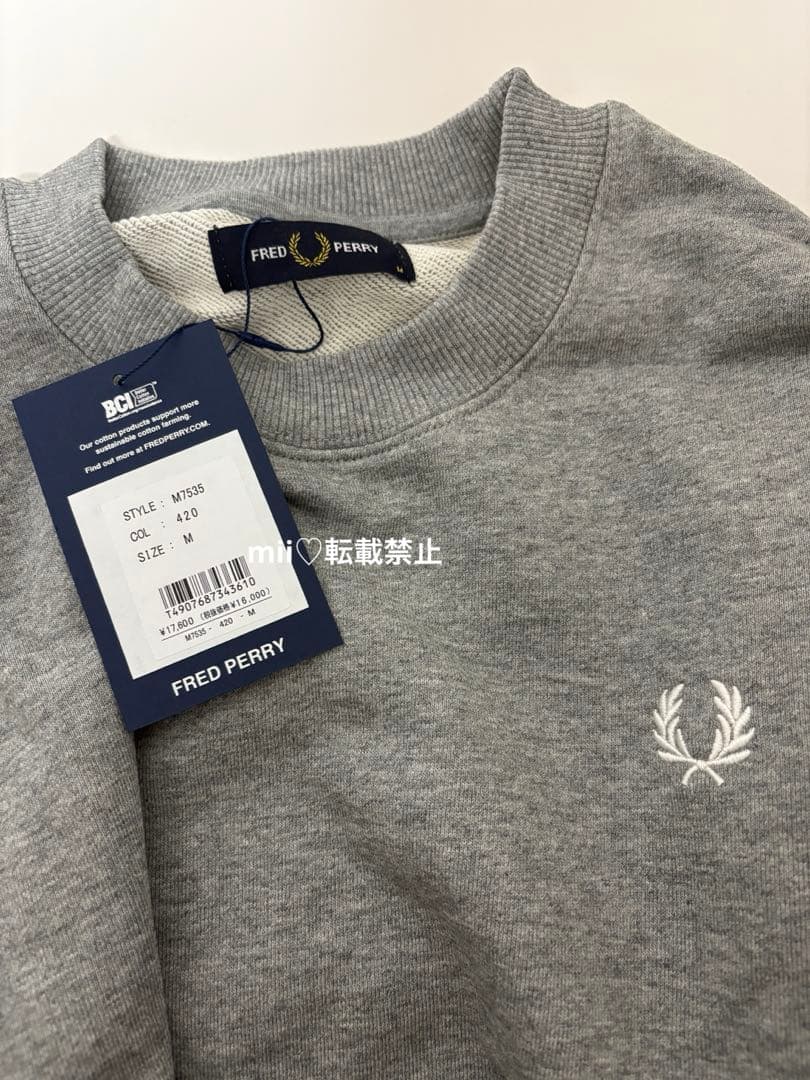 h*r様 FRED PERRYワンポイントロゴ刺繍 クルーネックスウェット