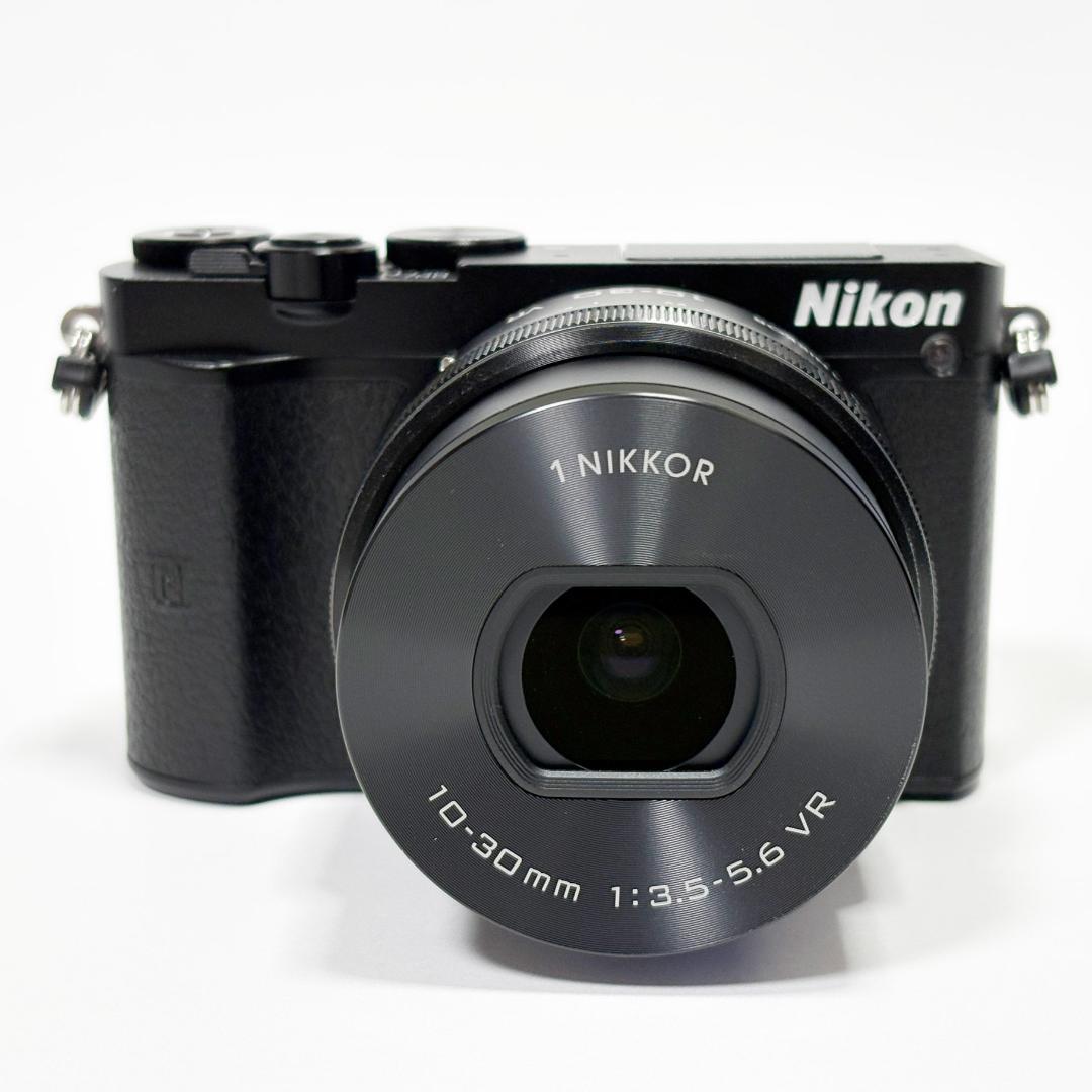 【美品】Nikon Nikon1 J5 ダブルレンズキット ブラック