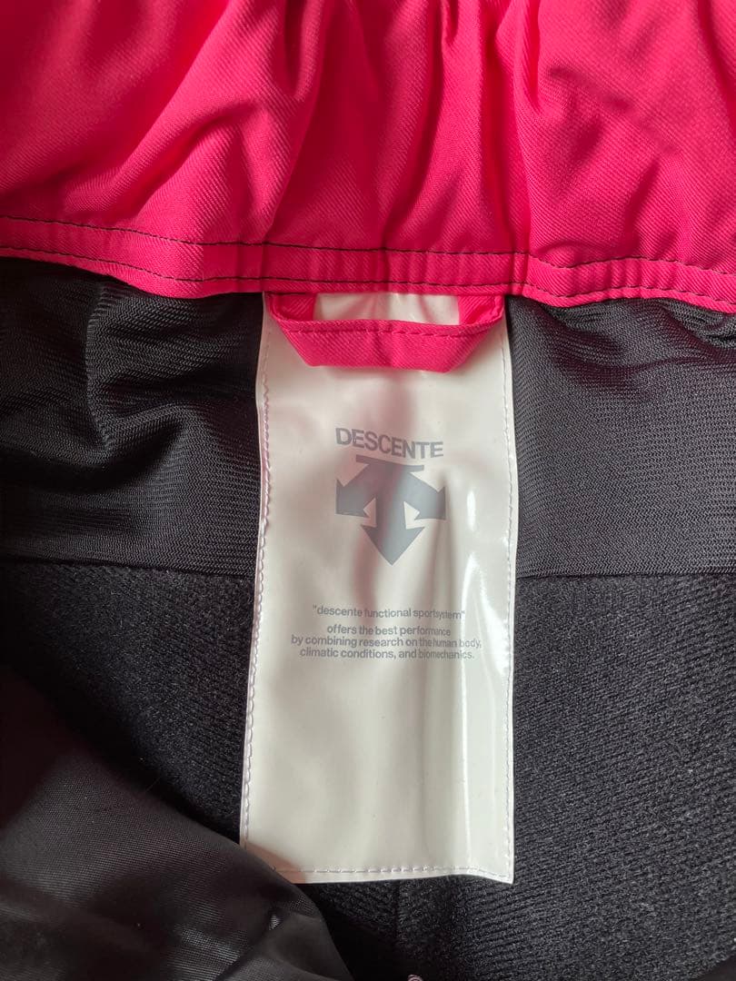 美品　DESCENTE デサント　スキーウェア　下　のみ　L サイズ