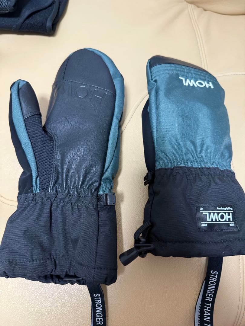 HOWL スキーグローブ グレー/ブラック