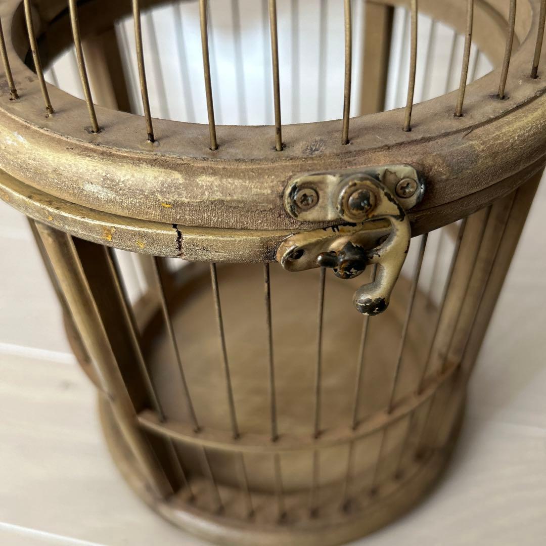 アンティークゴールドの鳥かご