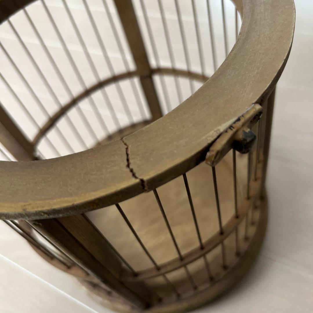 アンティークゴールドの鳥かご