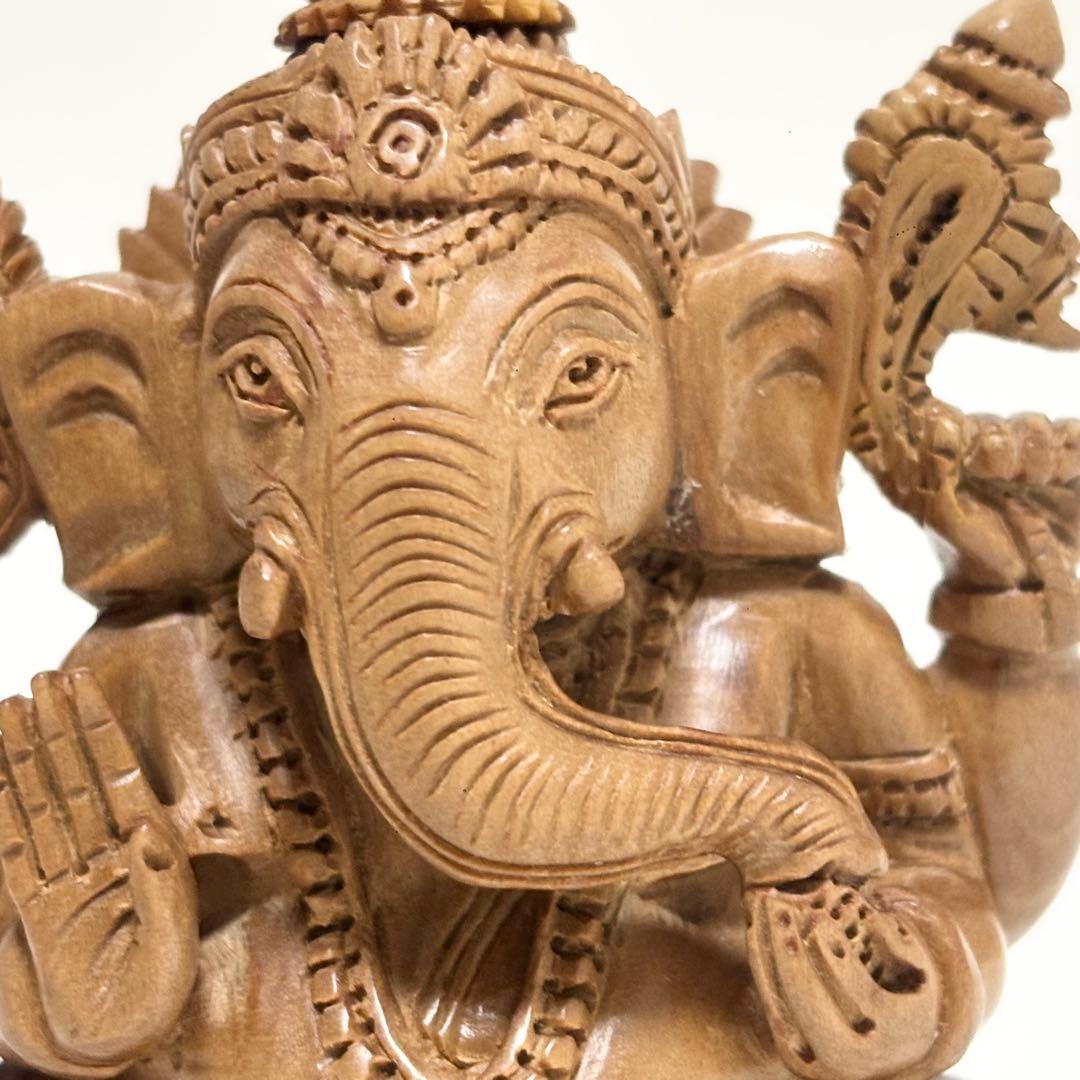 【最高級品】真正白檀　ガネーシャ　彫刻　置物
