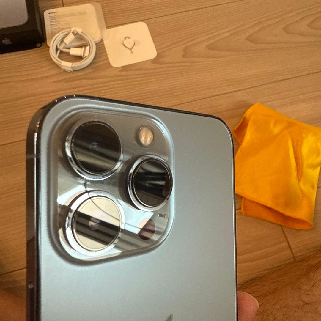 Apple iPhone13 Pro 512GBシエラブルー 本体　simフリー