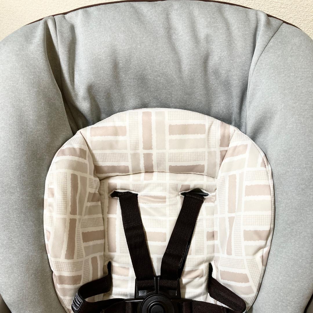 コンビ ネムリラ オートスウィング 電動ハイローチェア　4輪キャスター　グレー