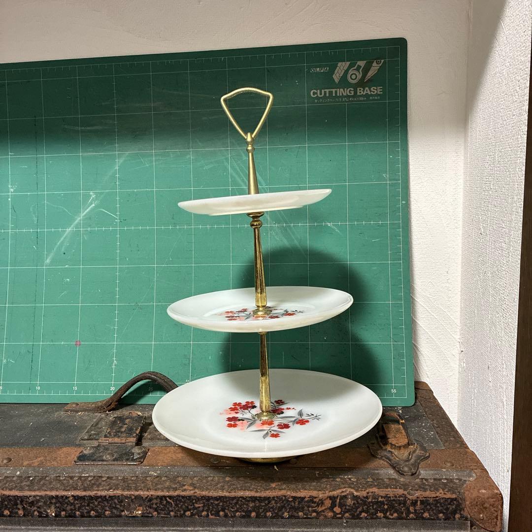 ファイヤーキングケーキスタンドプリムローズ３段アンティーク