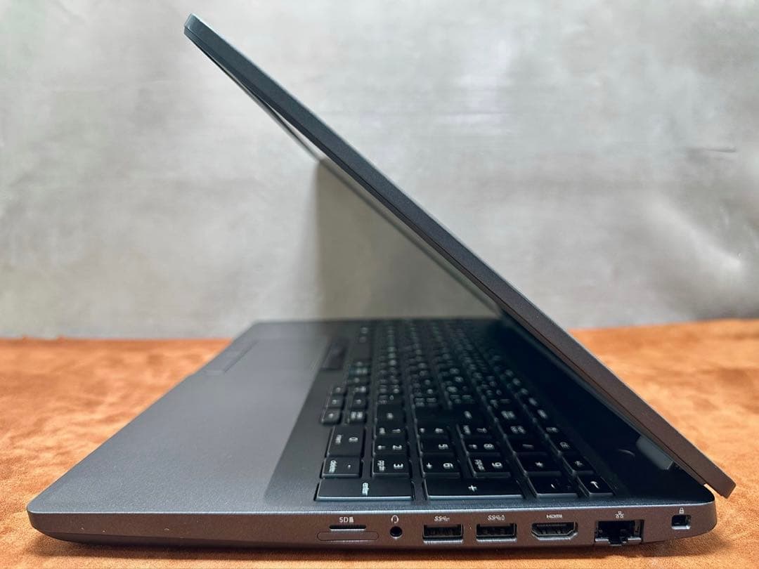 Windowsノート本体 DELL Latitude5501 i5-9300H 8GB |1178