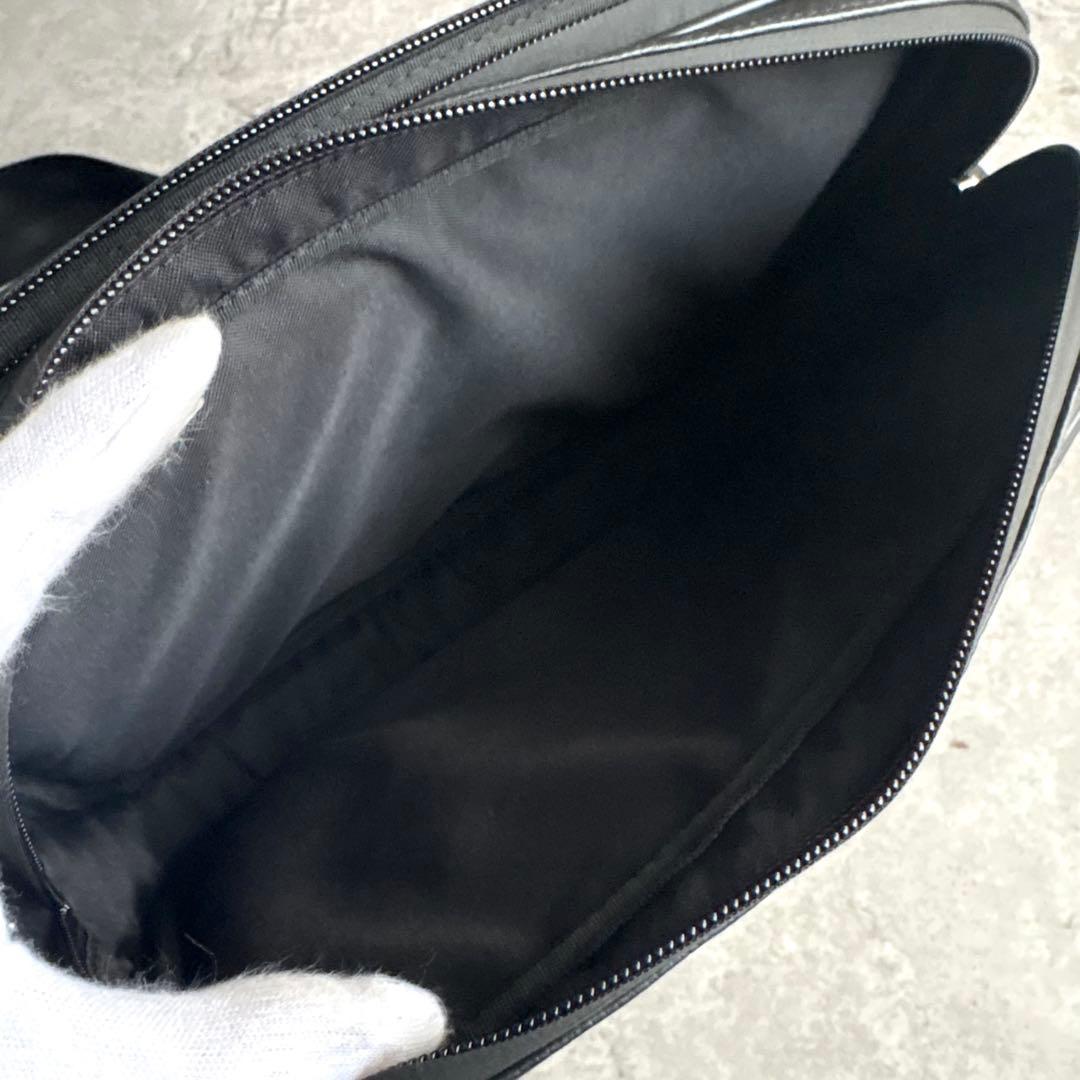 【のりぴ様】dunhill メタルタグ ショルダーバッグ グレインレザー