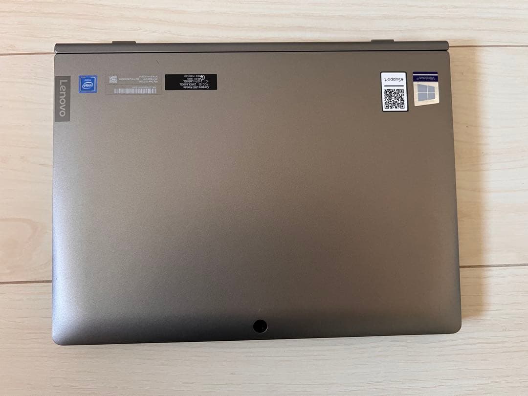 タブレットPC Lenovo IdeaPad D330